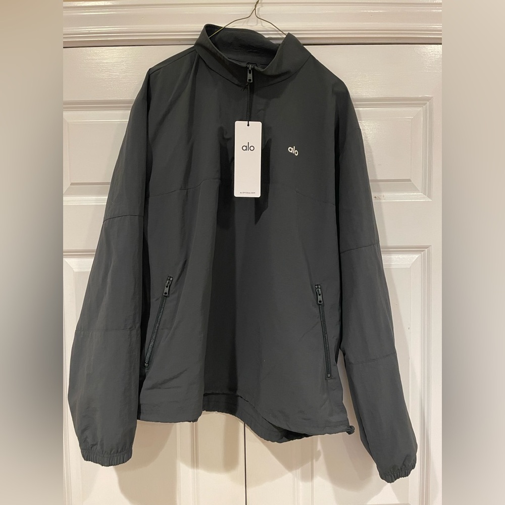 ALO Men’s Light Weight Takeaway Track Pullover